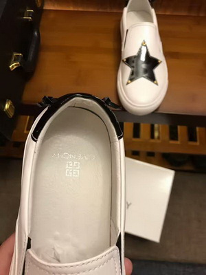 GIVENCHY Men Loafers_05